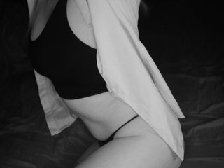 دردشة الفيديو المثيرة Essy-Vettie