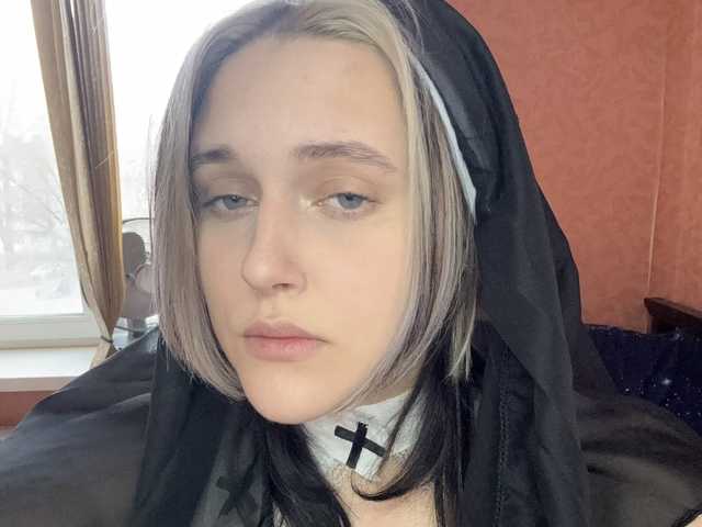 صورة الملف الشخصي EsterMiller