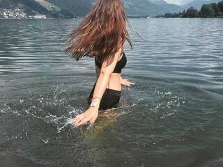 دردشة الفيديو المثيرة Evaacutee