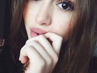 دردشة الفيديو المثيرة EvaCute