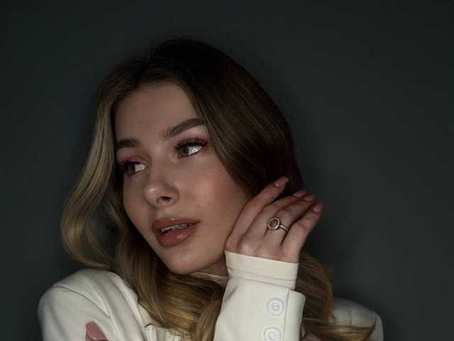 صورة الملف الشخصي EvaEllis
