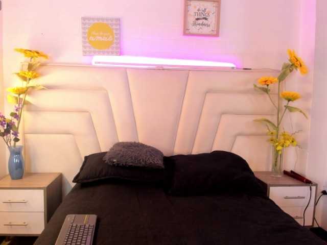 لقطات البث Evangeelin-hills