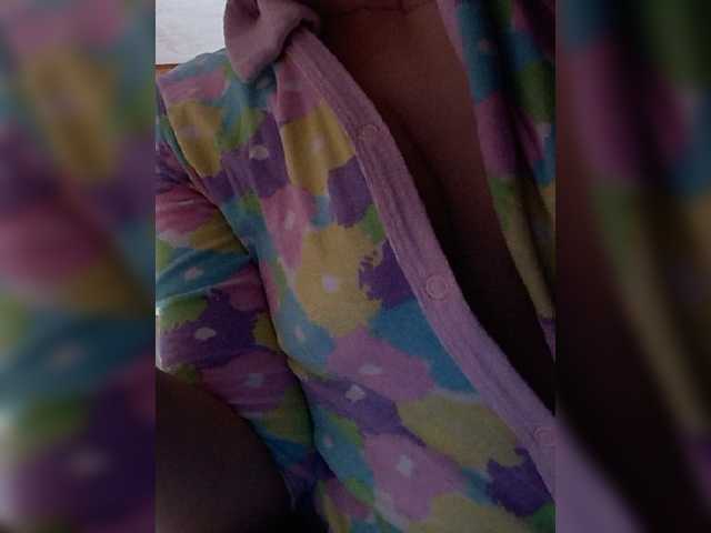 لقطات البث EveHugs