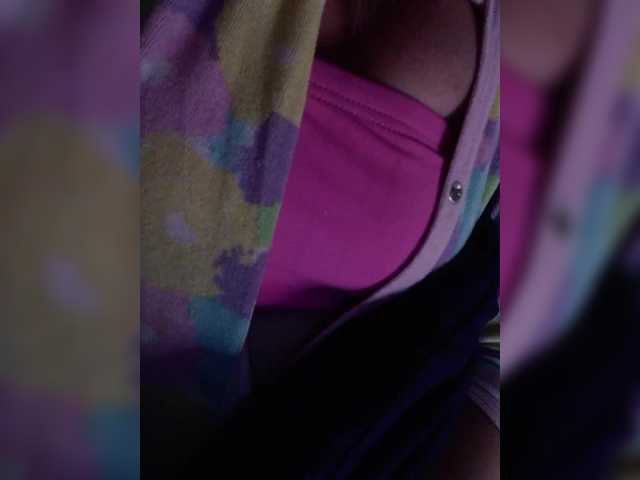 لقطات البث EveHugs