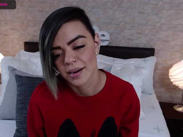 لقطات البث EvelynOwens