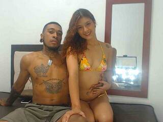 دردشة الفيديو المثيرة exneikaix