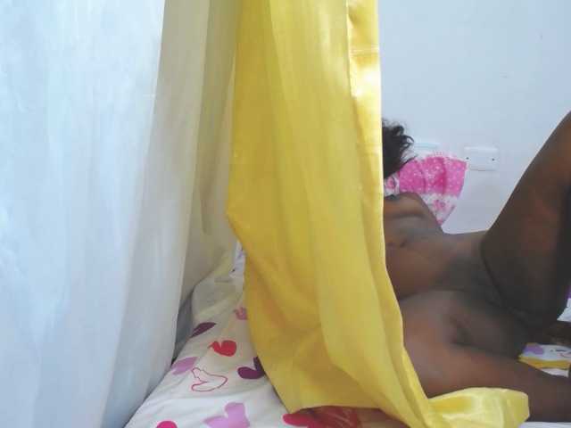 لقطات البث EXOTICALUNA