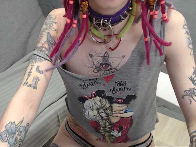 لقطات البث NaughtyTory