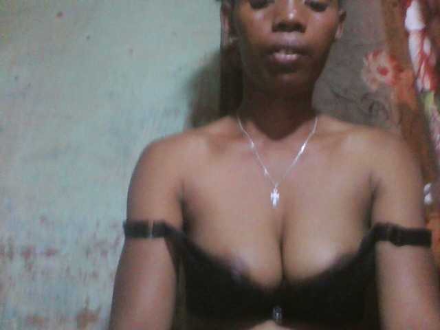 لقطات البث Fanihsexy