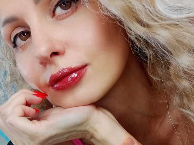 صورة الملف الشخصي FettishDi