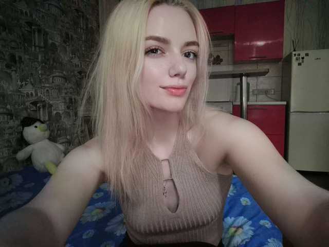 صورة الملف الشخصي FoxyDream2000