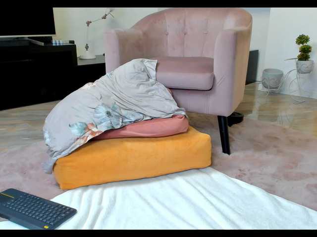 لقطات البث Foxyee