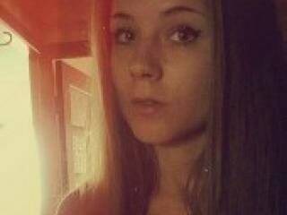 دردشة الفيديو المثيرة foxygirl987