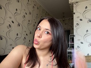 دردشة الفيديو المثيرة BustyMeow