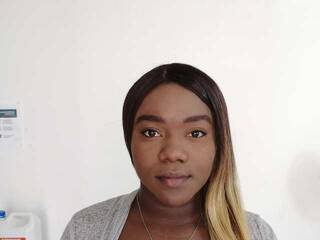 دردشة الفيديو المثيرة franchescasex