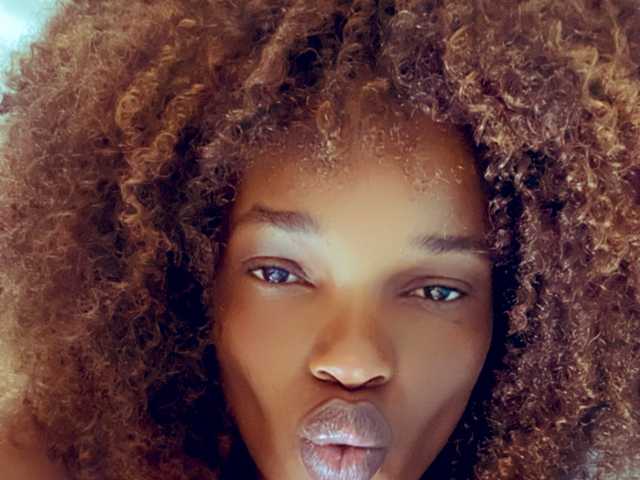 صورة الملف الشخصي FreakkyAira