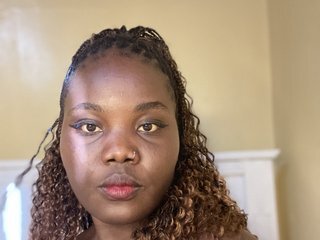 دردشة الفيديو المثيرة Freakyqueen11