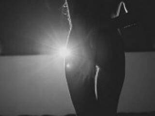 دردشة الفيديو المثيرة fuckinglola