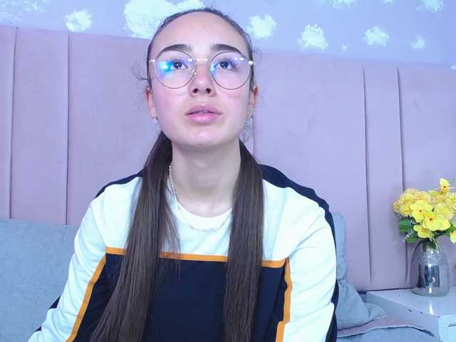 لقطات البث Gary-moon-