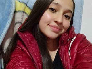 دردشة الفيديو المثيرة gema-roberts