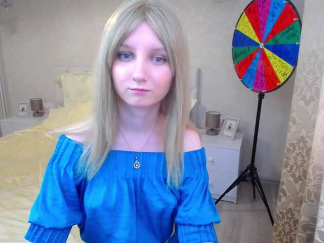 الصور YourDesserte Hello guys! Welcome to my room) Lets chat and have fun together! PVT-GRP On for you) spin wheel for 100! hot show with a wet t-shirt!