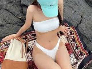 دردشة الفيديو المثيرة Giiulia