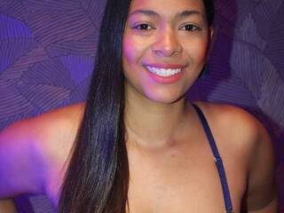 دردشة الفيديو المثيرة GinnaPalmer