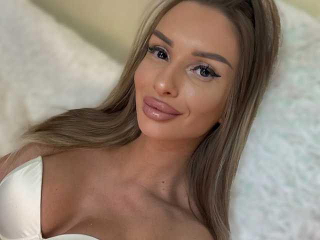 صورة الملف الشخصي GoldPussy69