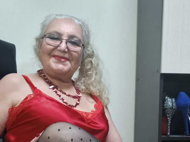 صورة الملف الشخصي GrannyWants