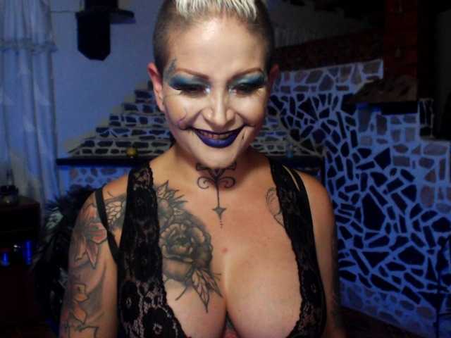 الصور gyanhatatho #pussy #ass #anal #squirt #oilshow #feetshow #bondage #tattoedgirl #piercedpussy #piercednipples #bigtits #bigass #latingirl #makeup #cosplay #cute