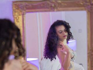 دردشة الفيديو المثيرة Had4raklein