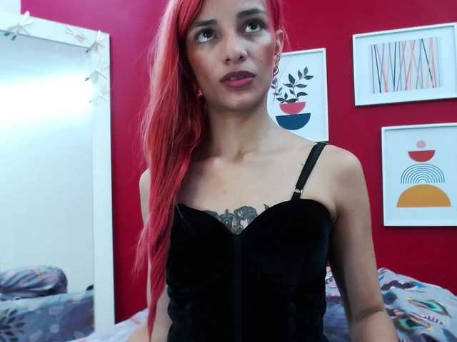 لقطات البث HaileyRed