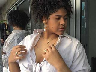 دردشة الفيديو المثيرة HalleThomson