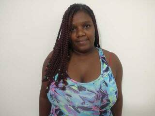 دردشة الفيديو المثيرة HanaBoobs