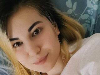 دردشة الفيديو المثيرة HanAmi999