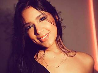 دردشة الفيديو المثيرة Hanna-Risso