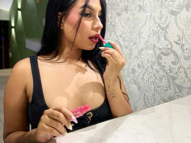 صورة الملف الشخصي hannaa-thompsonn