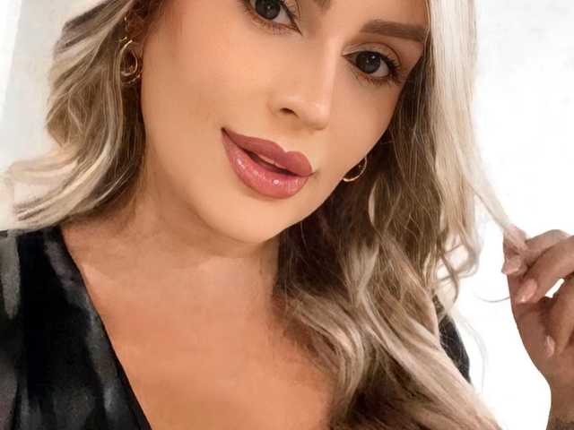 صورة الملف الشخصي HannaBlondee