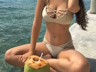 دردشة الفيديو المثيرة HannaGate2