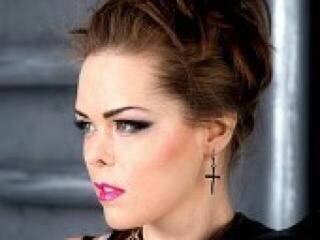 دردشة الفيديو المثيرة happyann