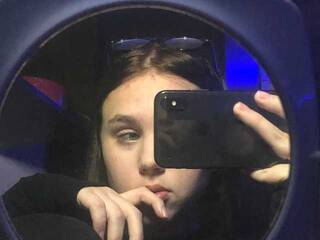 دردشة الفيديو المثيرة Helen-Drums