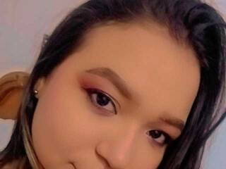 دردشة الفيديو المثيرة hell-sweet