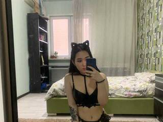 دردشة الفيديو المثيرة hellamour