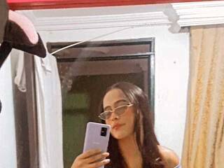 دردشة الفيديو المثيرة hellen-69