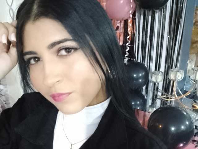 صورة الملف الشخصي hellenmoon