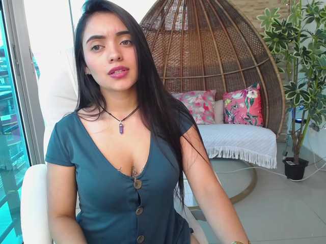 لقطات البث HellenRoss