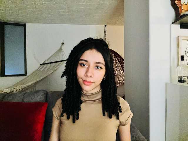 صورة الملف الشخصي HellenRossi