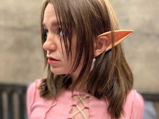 دردشة الفيديو المثيرة Hello-alisa