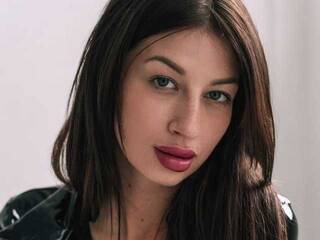 دردشة الفيديو المثيرة Here-Is-Lana