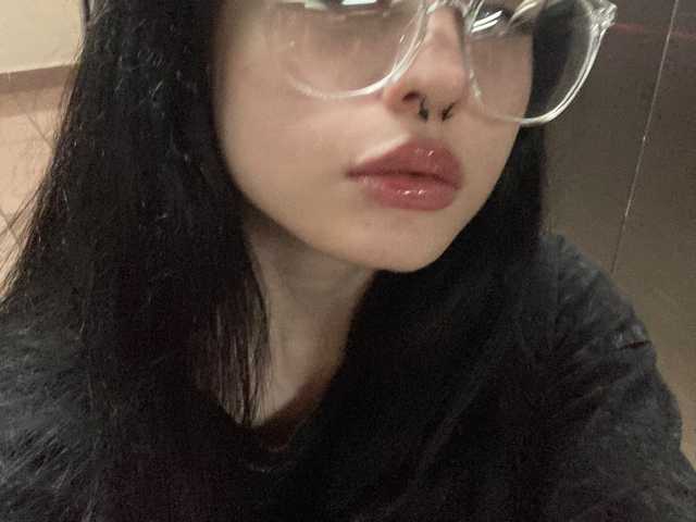 صورة الملف الشخصي KittiGirl